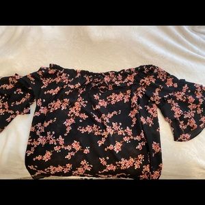 Floral Off-the-shoulder Top